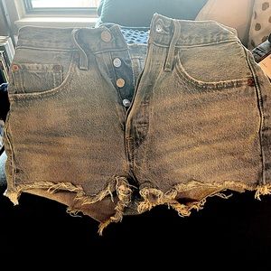 Levi 501 Jean Shorts, Size 26